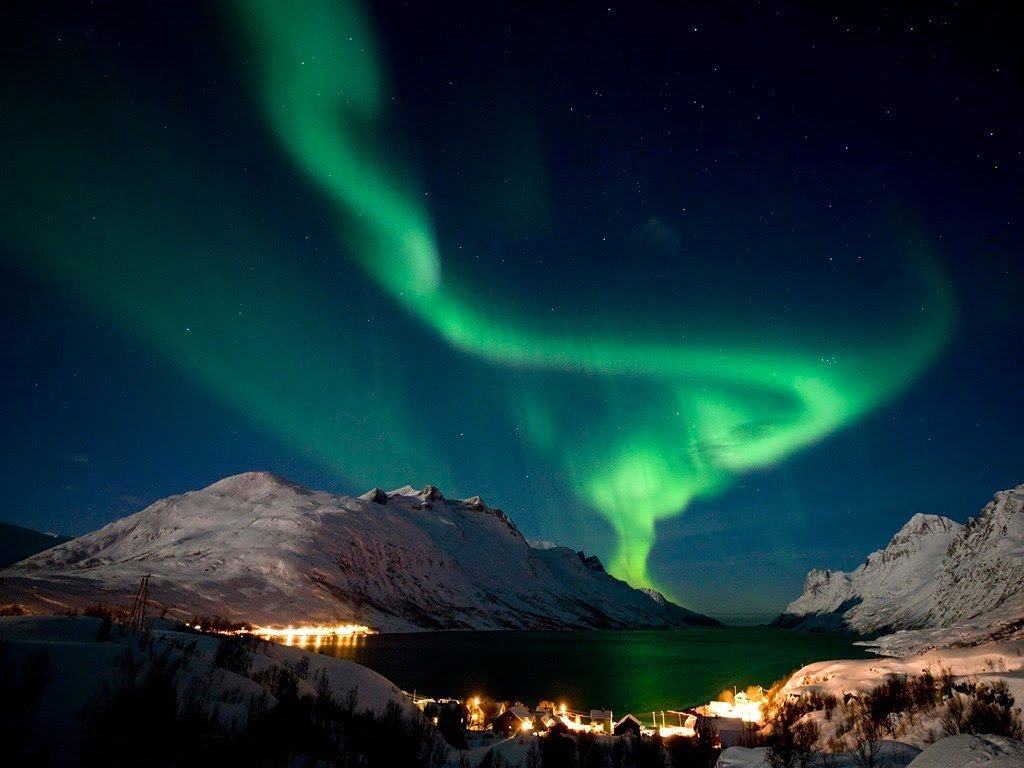 10-2-Northernlights.jpg