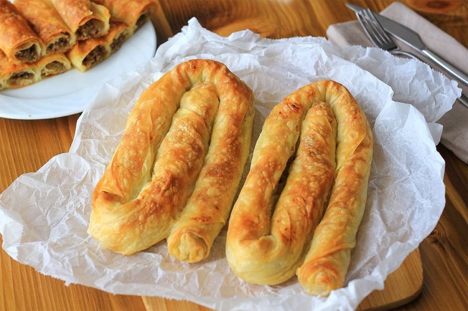kiymali-borek-guncelleme-yemekcom.jpg