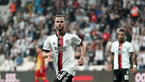 500x283-besiktas-yeni-malatyaspor-macinda-miralem-pjanicten-muthis-asist-kaleciyle-karsi-kars...jpeg