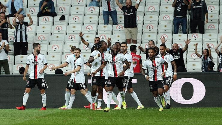 besiktas-yuksekten-ucuyor-FOaMb8vX.jpg besiktas-yuksekten-ucuyor-FOaMb8vX.jpg